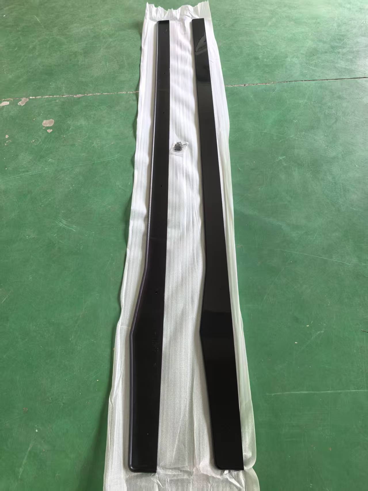 Mercedes Benz C-Class W205 C205 2015-2018 A205 C300 C400 Sport C43 C63 AMG 2Door 4Door Gloss Black Side Skirts Rocker Panels Extension Lip Onecarworld