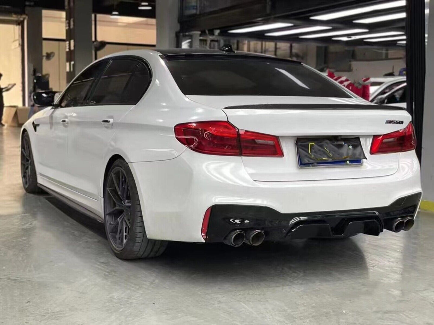 BMW 5 Series G30 G38 2018+ Rear Diffuser Bumper Protect Cover Shark Fin Diffuser for Rear Bumper - ONECARWORLD