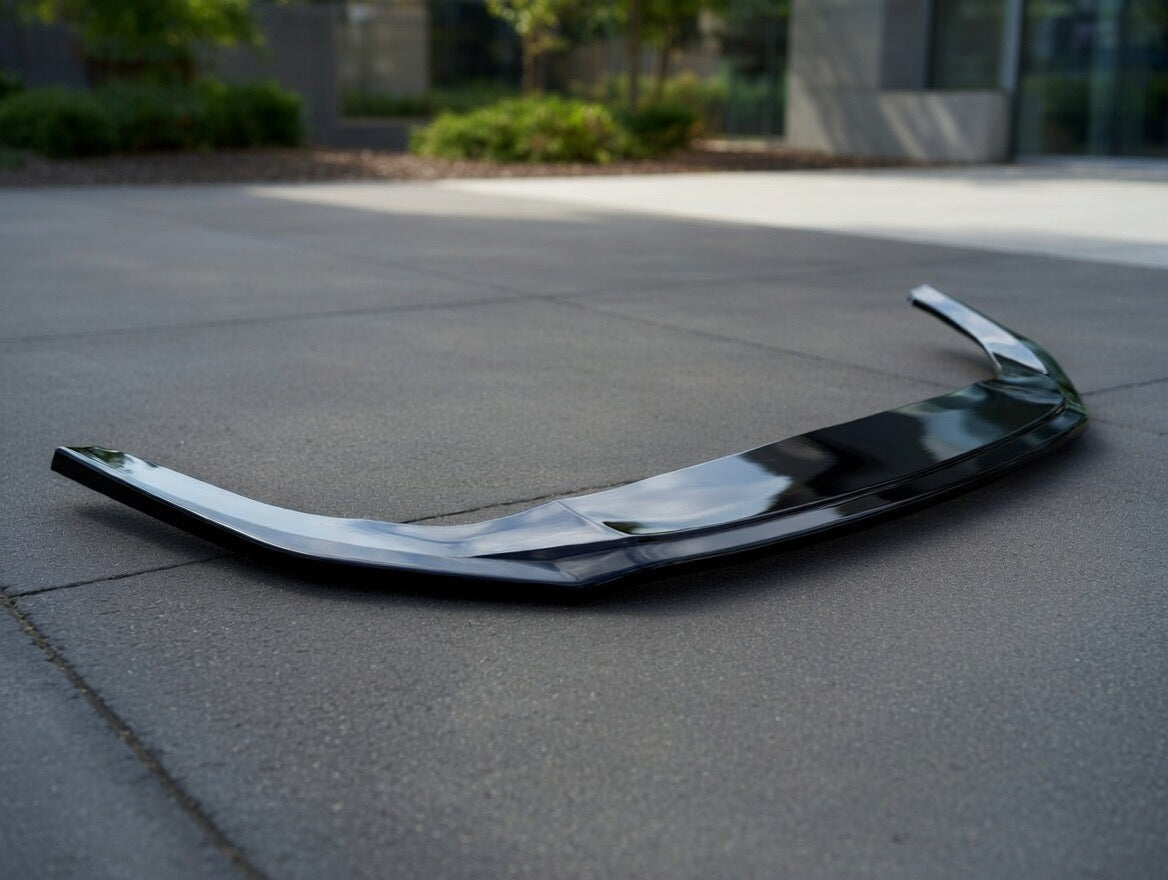 Volkswagen Golf MK8 GTI / GTD / GTE / R-Line 2020-2024 Front Splitter V4 Glossy Black Onecarworld