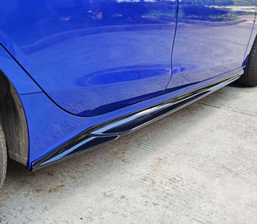 Honda Civic 2022-2025 11th Gen USA Style Glossy Black Side Skirts  Scratch Protection Easy Install