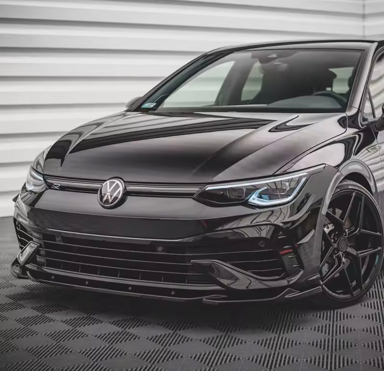 Volkswagen Golf MK8 2020+ Front Lip Glossy Black Onecarworld