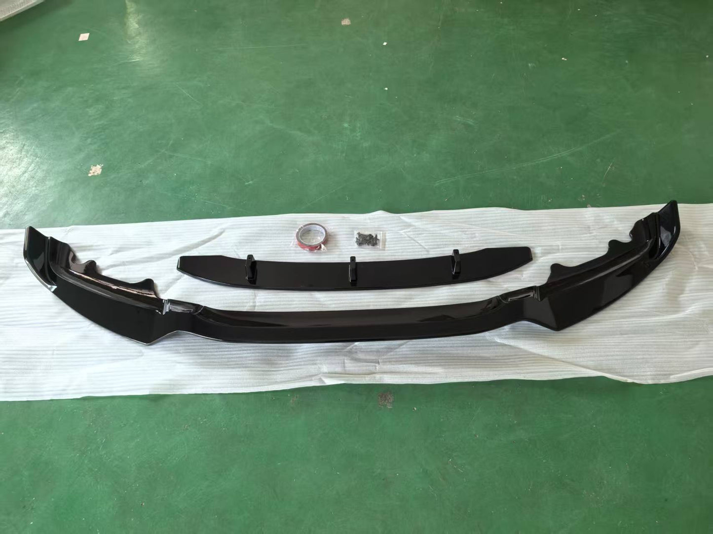 BMW X6 F16 2014–2018 Front Lip Splitter One Piece Lip Gloss Black Onecarworld