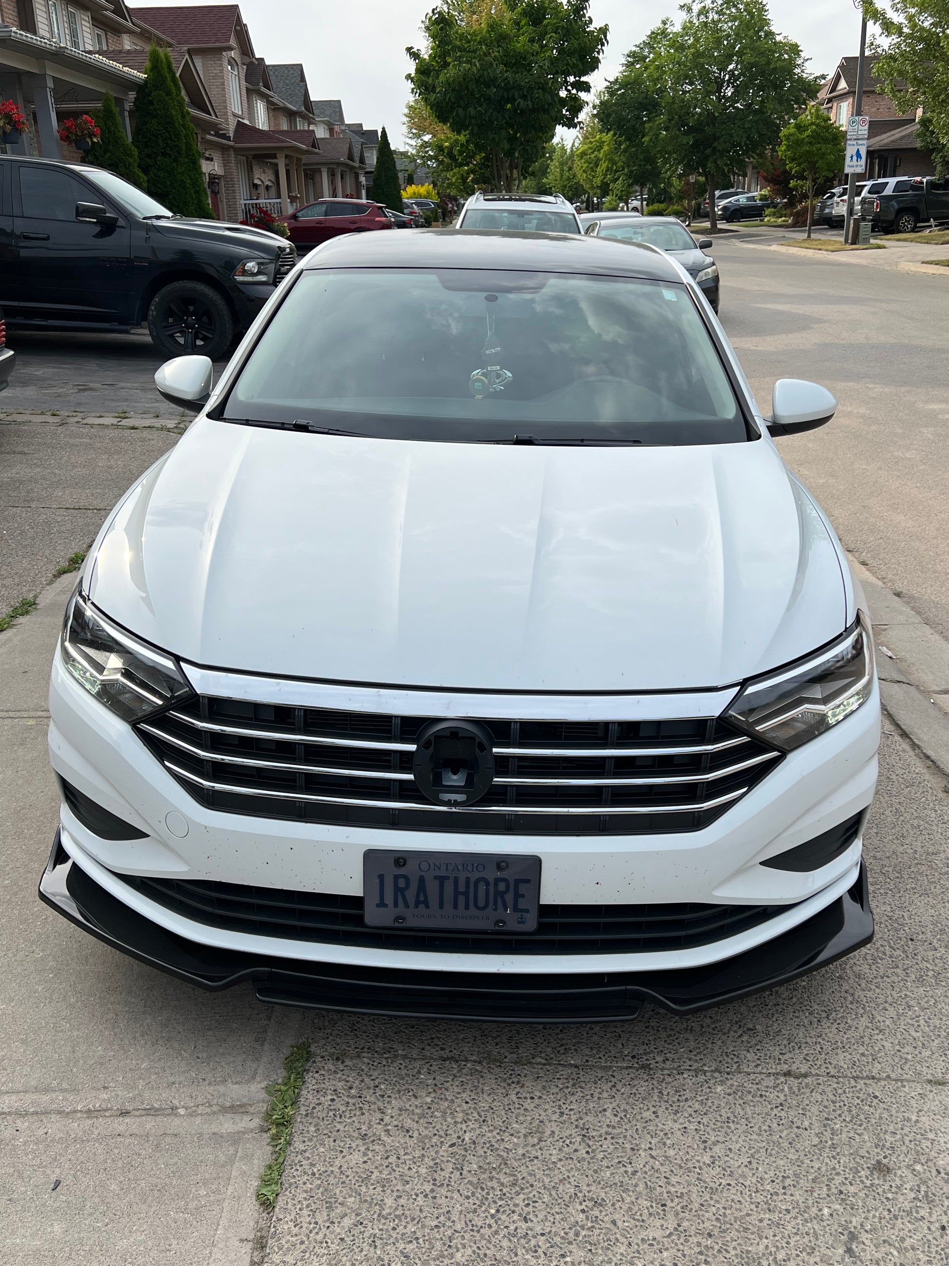 CARBON FIBER FRONT LIP WITH COLOR FOR ALL SEDAN CARS - ONECARWORLD